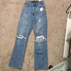 Hollister Women's Straight Leg Jeans in Distressed Blue